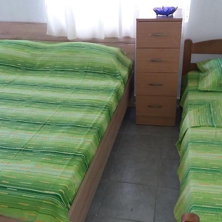 Rooms Sijak Bar Luaran gambar